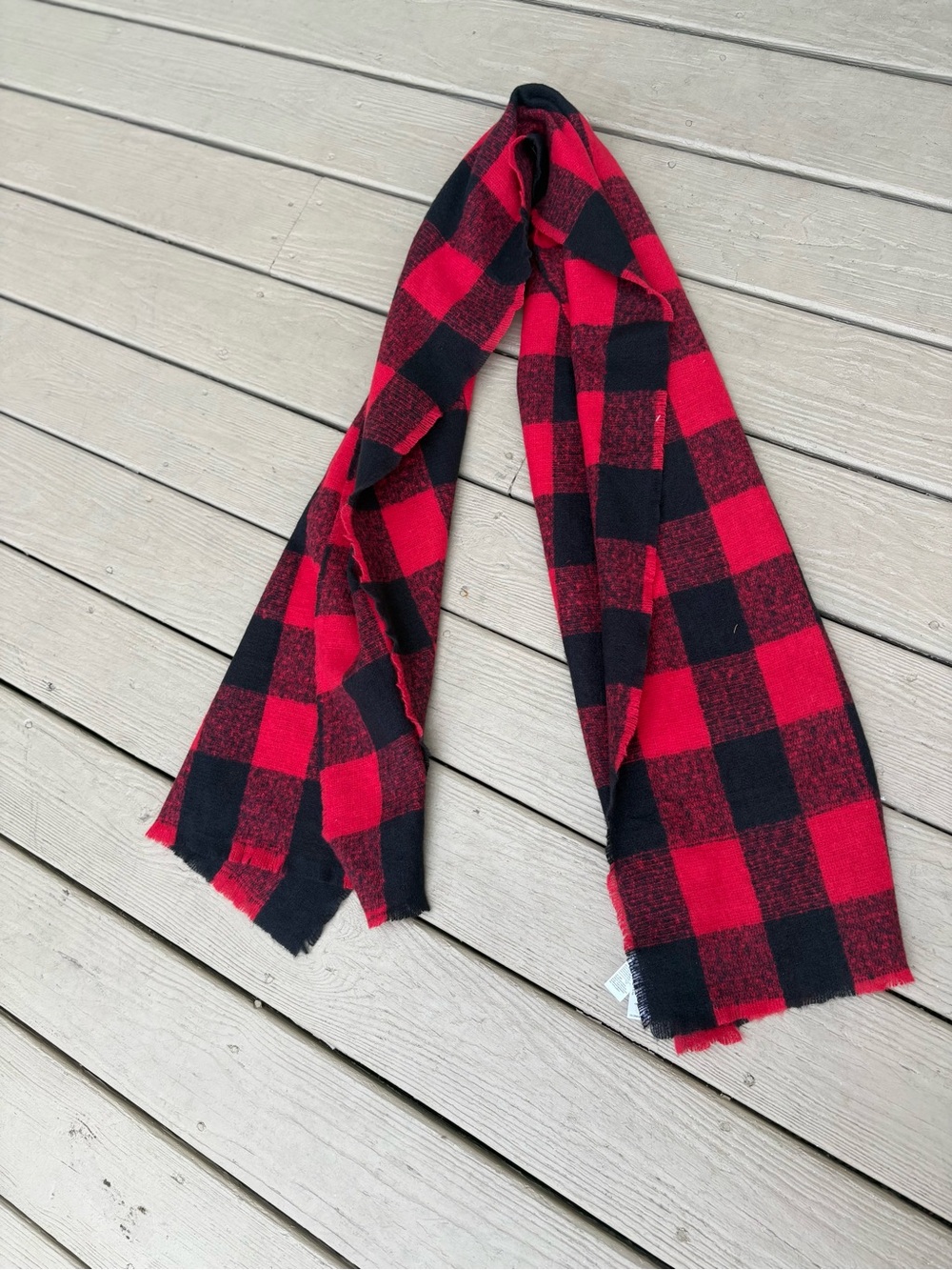 NWT OLD NAVY Unisex Res & Black Buffalo Plaid Long Scarf, Size: 76”L x 24”W